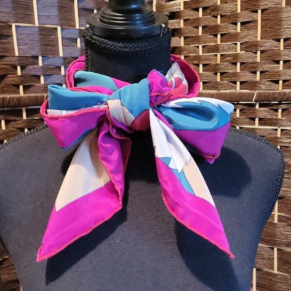 Grès Paris Pink and Gray Silk Scarf - Picture 5 of 7